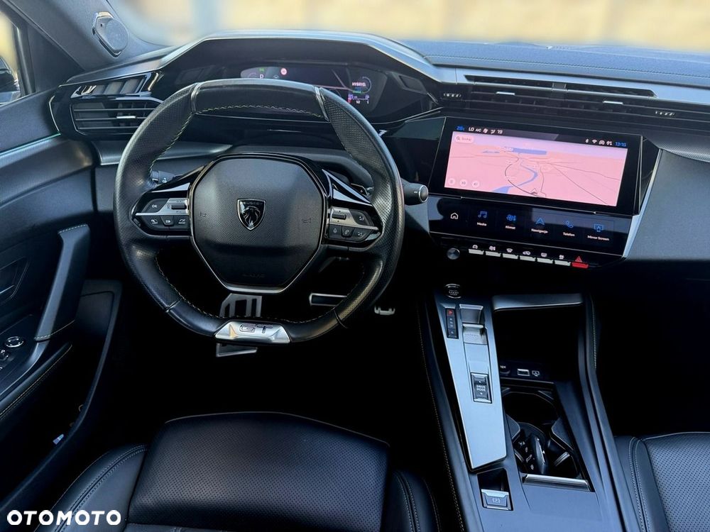 Peugeot 408 - 16