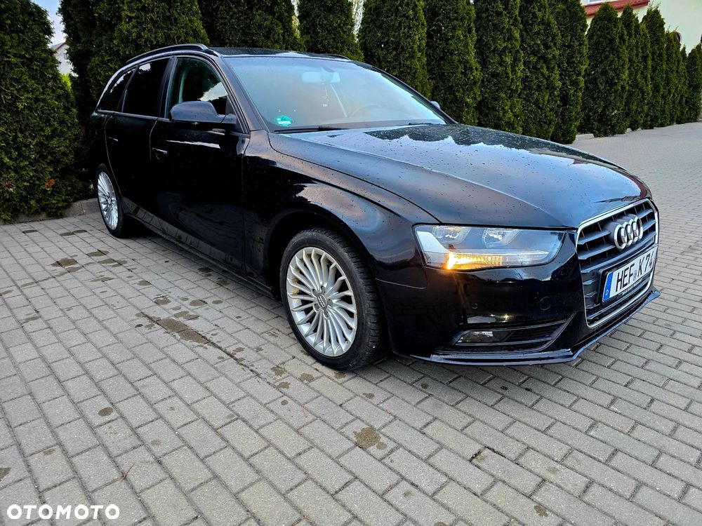 Audi A4 Avant 2.0 TDI DPF Ambiente - 10