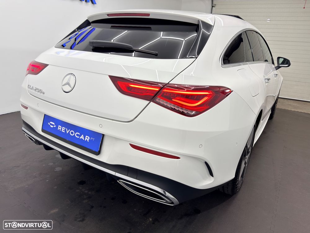 Mercedes-Benz CLA 250 e Shooting Brake AMG Line - 9