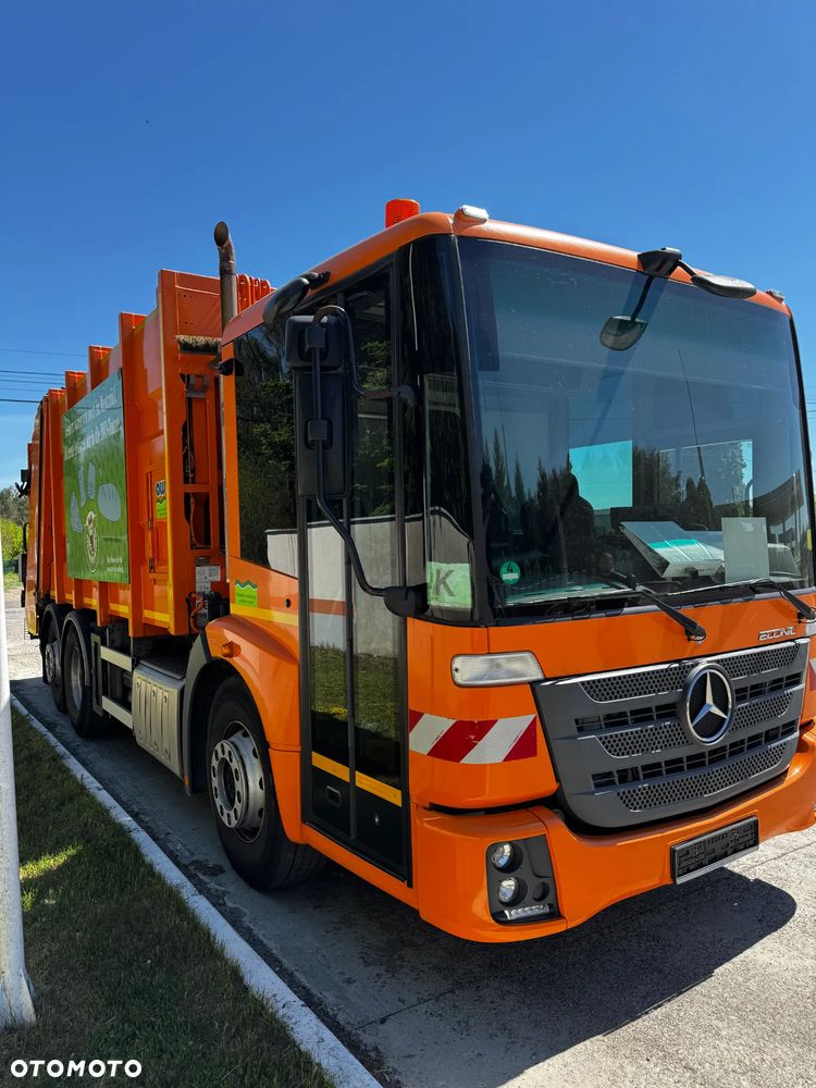 Mercedes-Benz Econic - 2