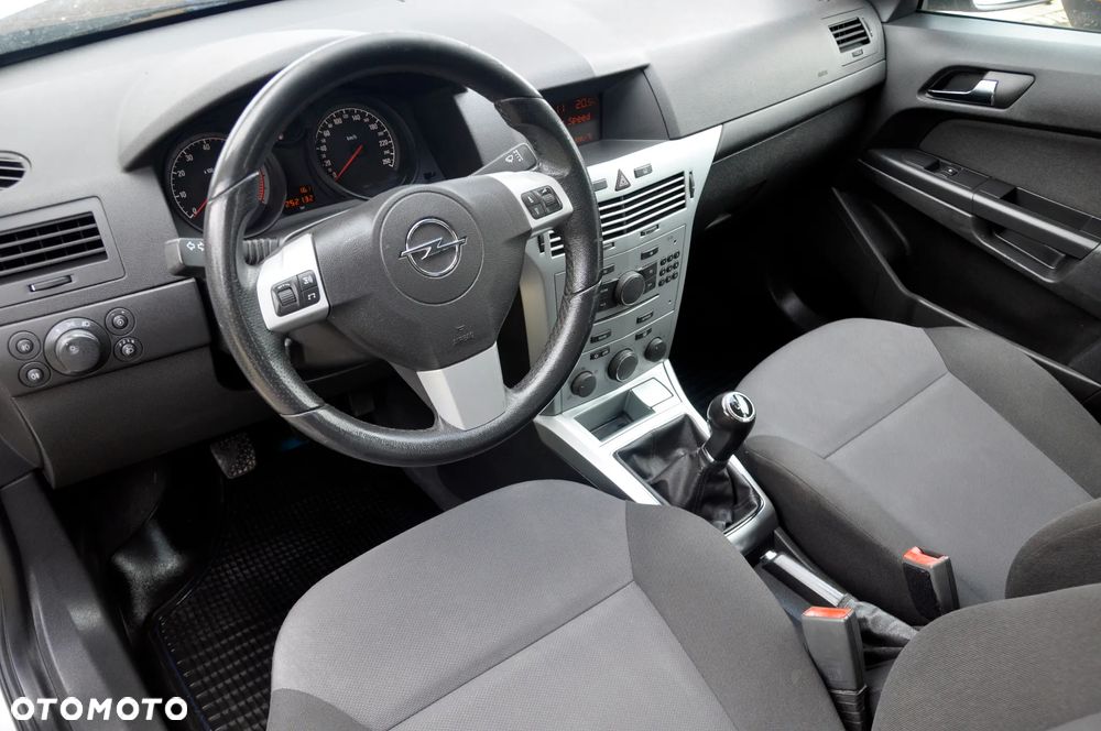 Opel Astra 1.4 Essentia - 6