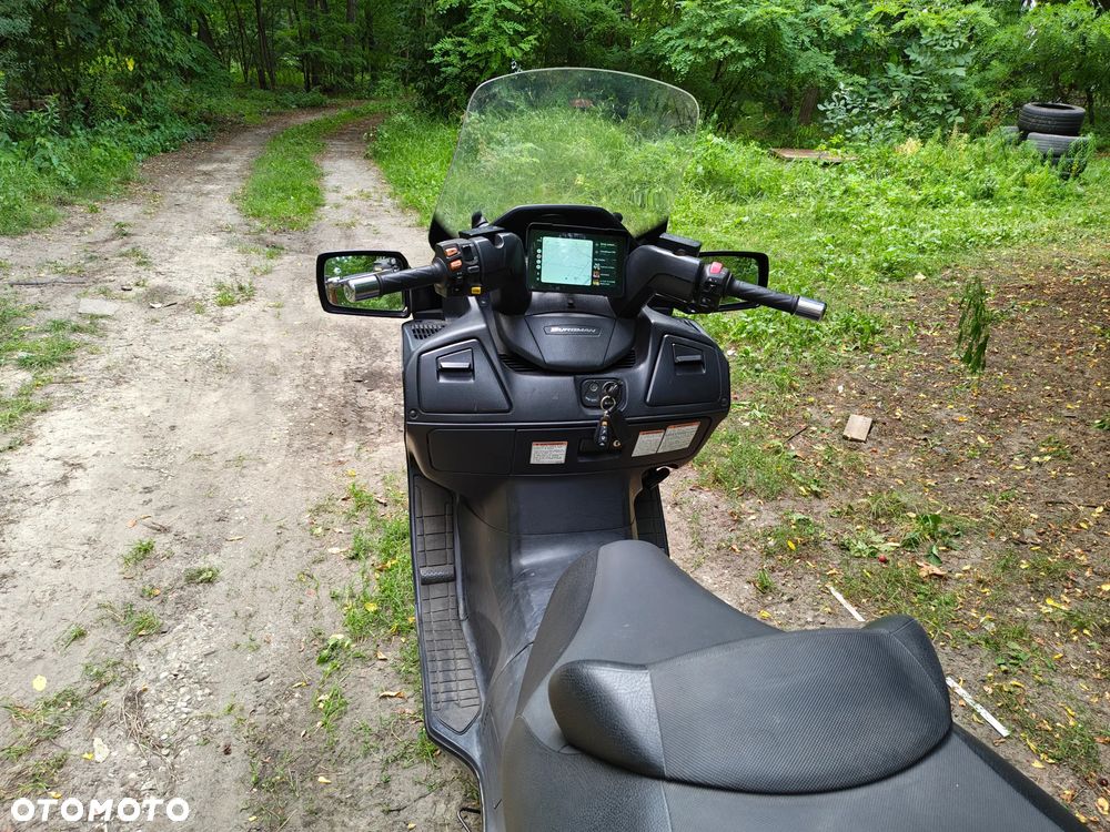 Suzuki Burgman - 9