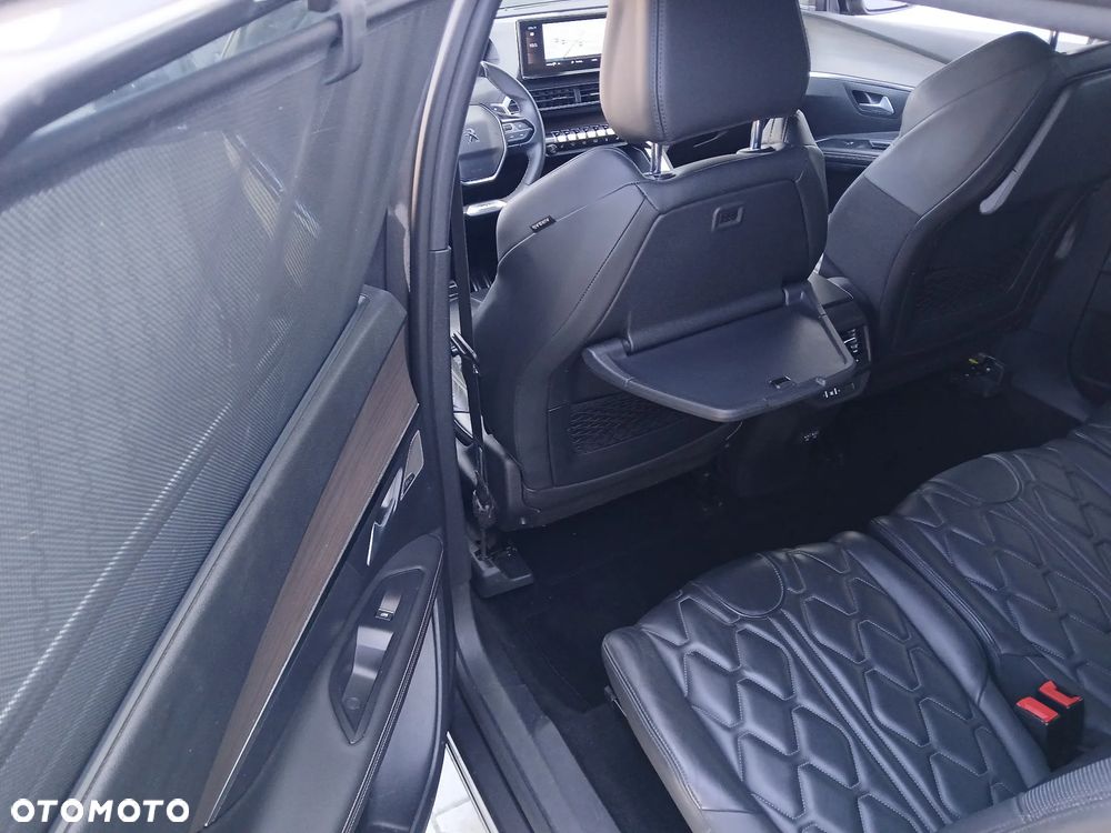 Peugeot 5008 1.6 PureTech GT S&S EAT8 - 34