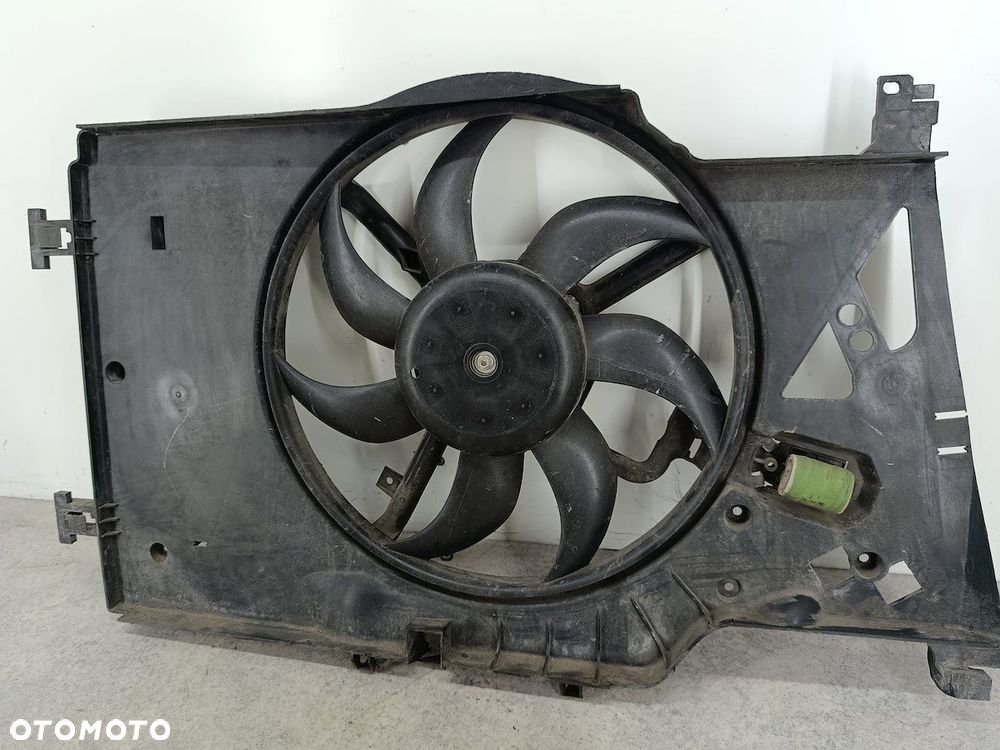 WENTYLATOR CHŁODNICY OPEL MERIVA B 13330996 R3430003  R3455004 1.4 T 16V - 8