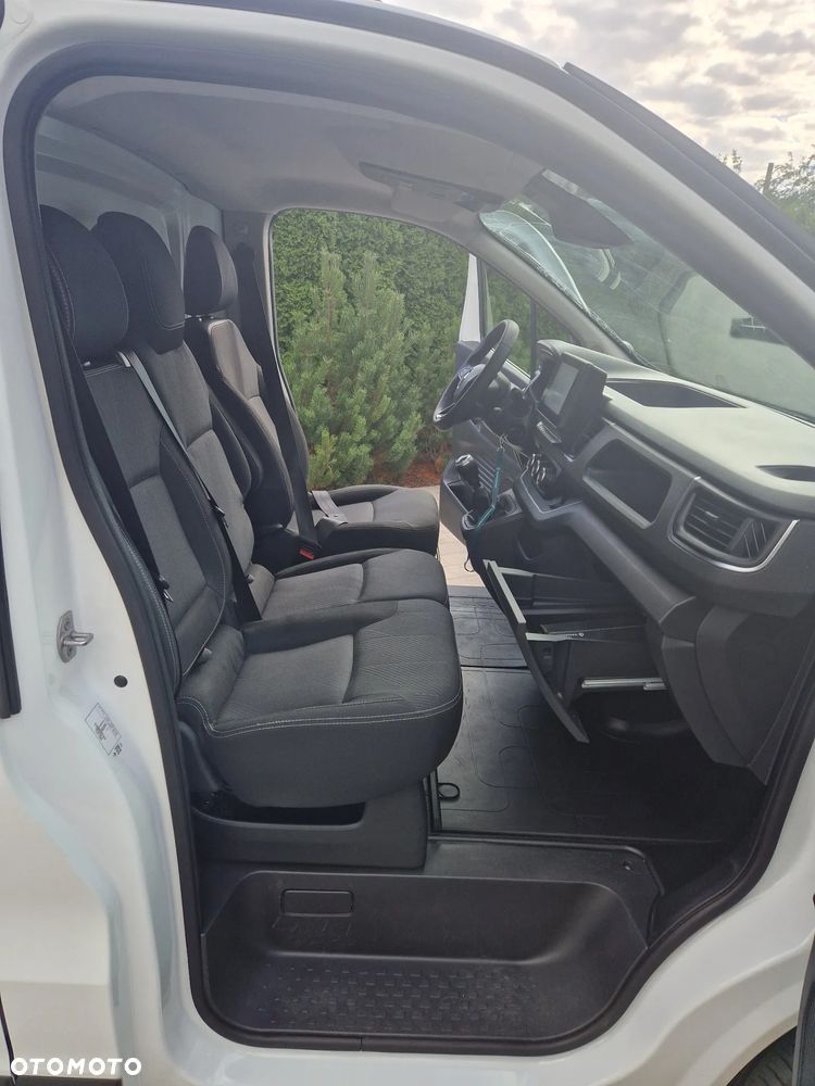 Renault Trafic - 25