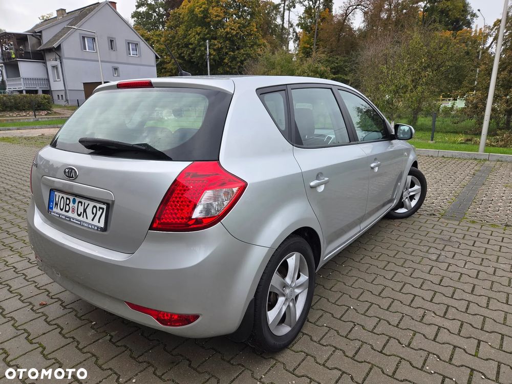 Kia Ceed Cee'd 1.4 Comfort - 6