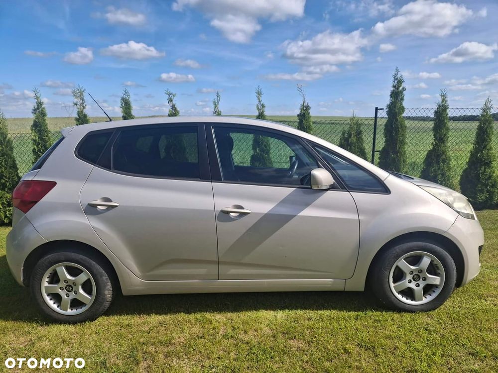 Kia Venga 1.4 CRDi L - 9