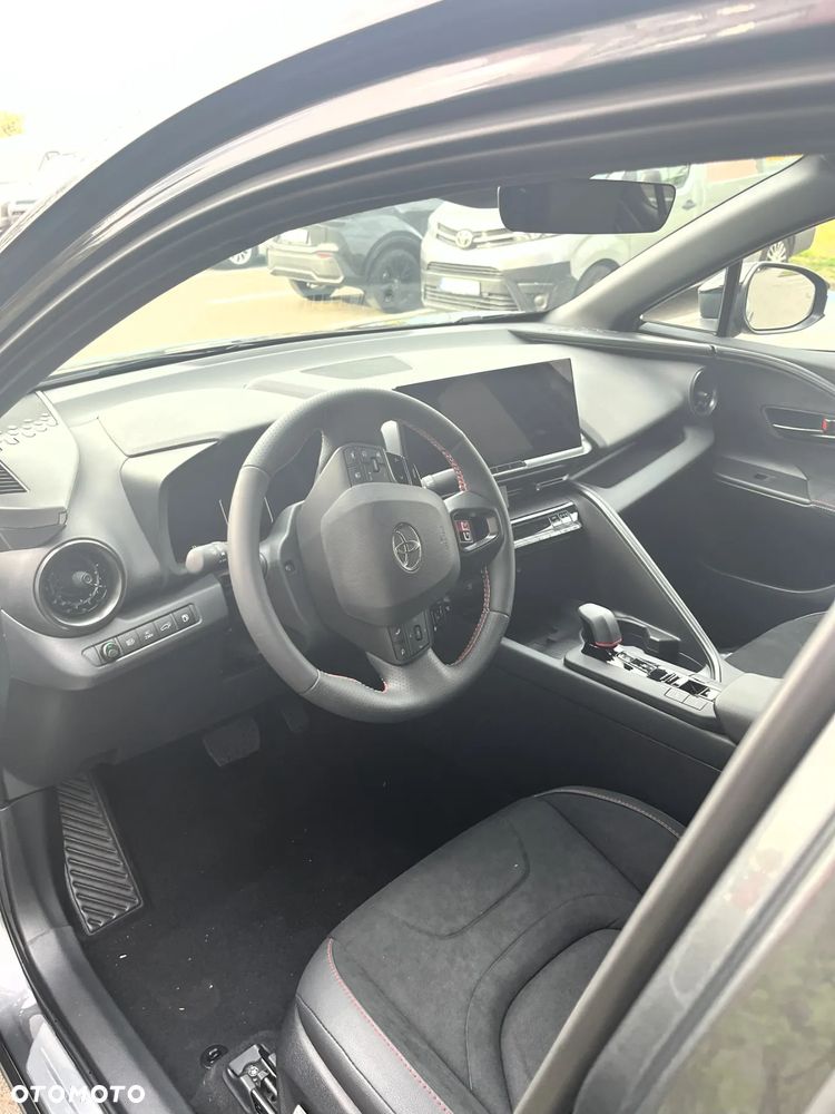 Toyota C-HR - 6