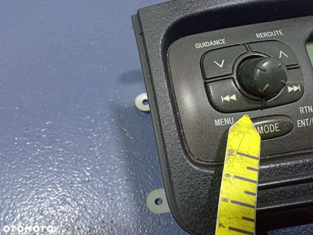 TOYOTA YARIS VERSO WYŚWIETLACZ RADIO - 9