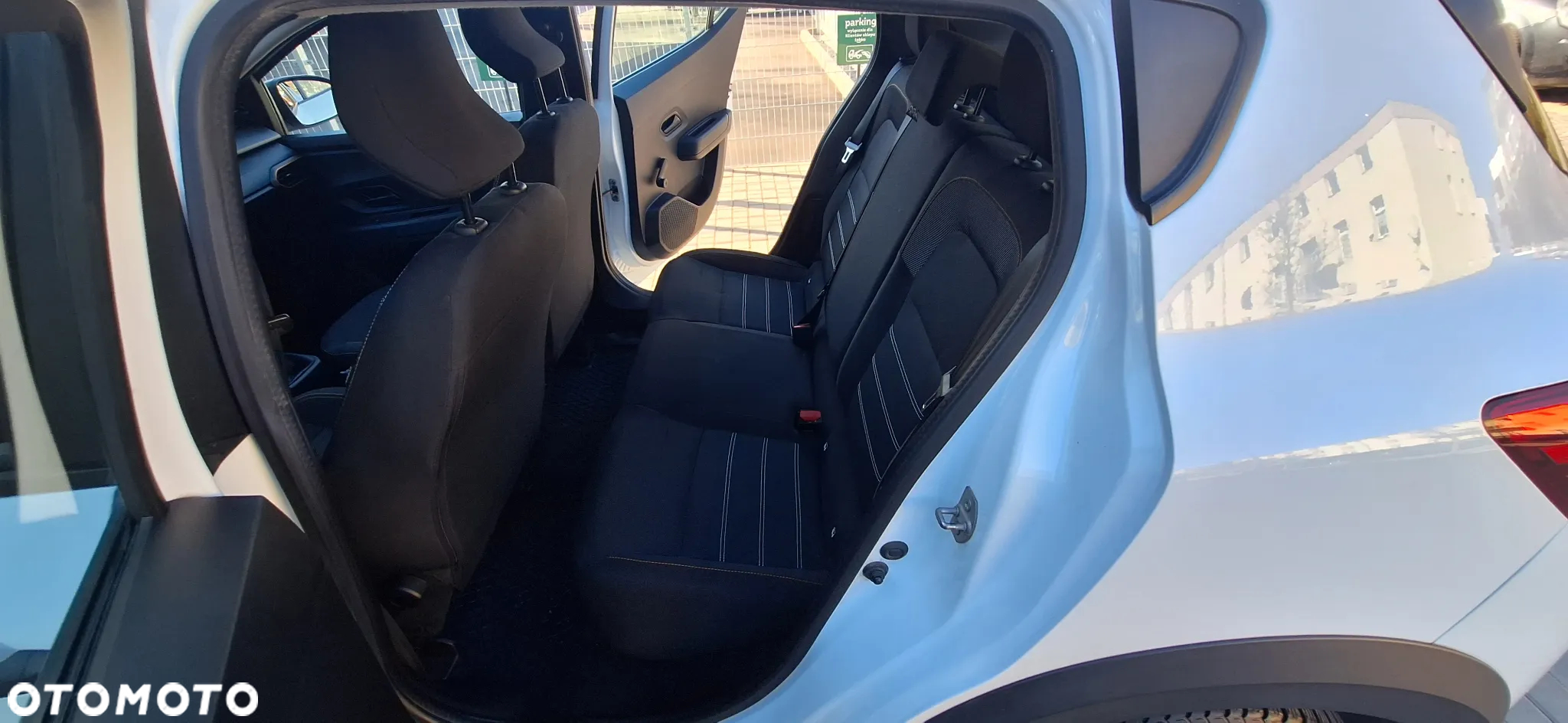Dacia Sandero Stepway TCe 90 Essential - 28