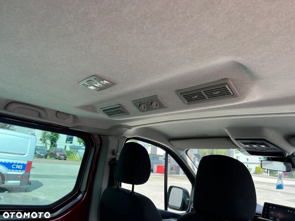 Renault Trafic 2.0 dCi EDC - 12