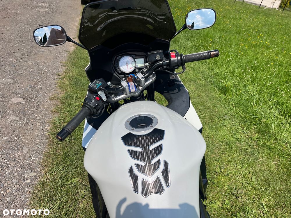 Suzuki GSX - 10