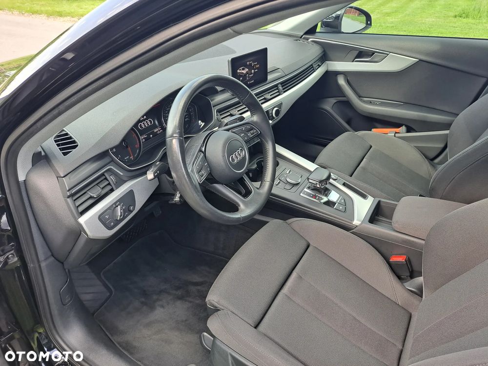 Audi A4 Limousine 1.4 TFSI Sport S tronic - 9