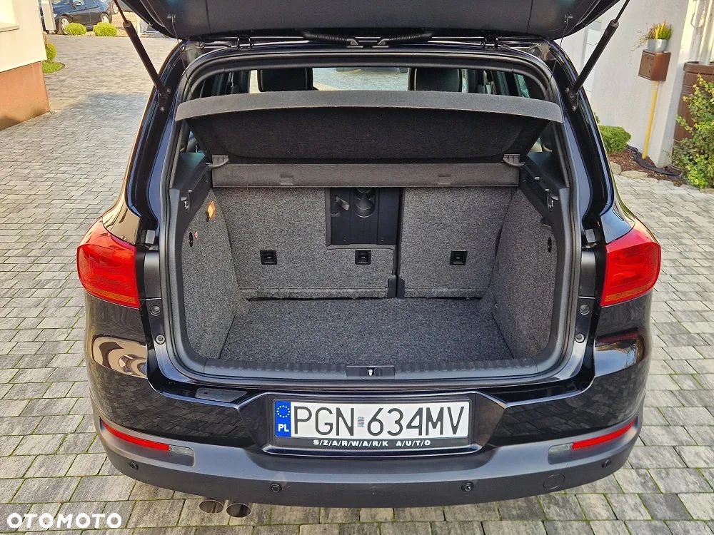 Volkswagen Tiguan 2.0 TDI SCR BlueMotion Technology Lounge Sport & Style - 26