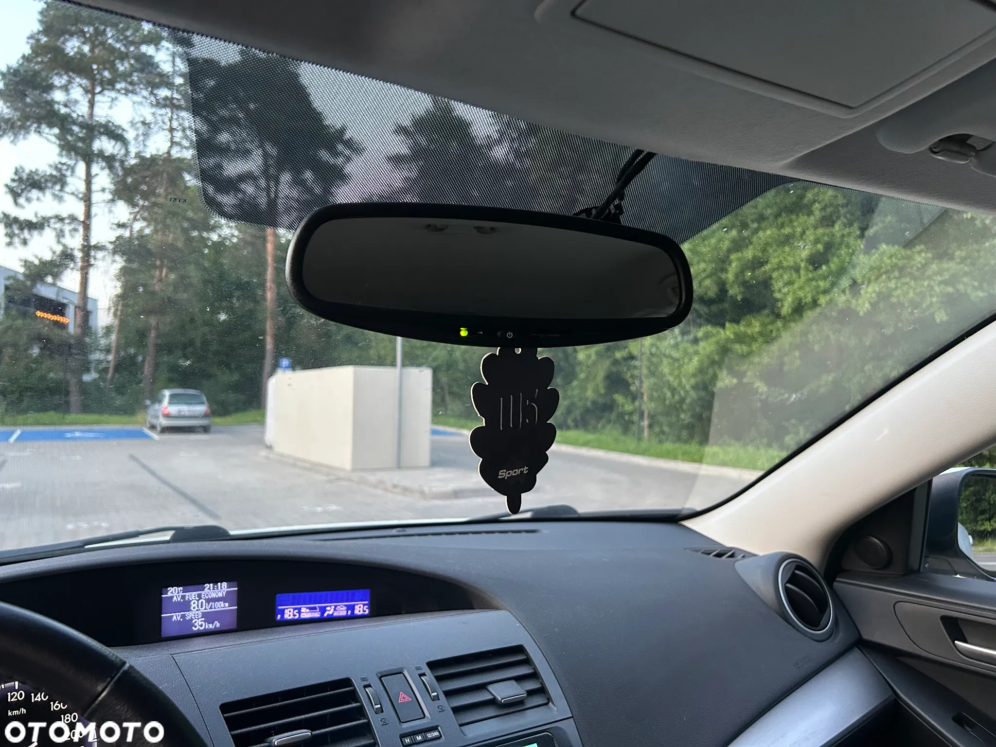 Mazda 3 - 10