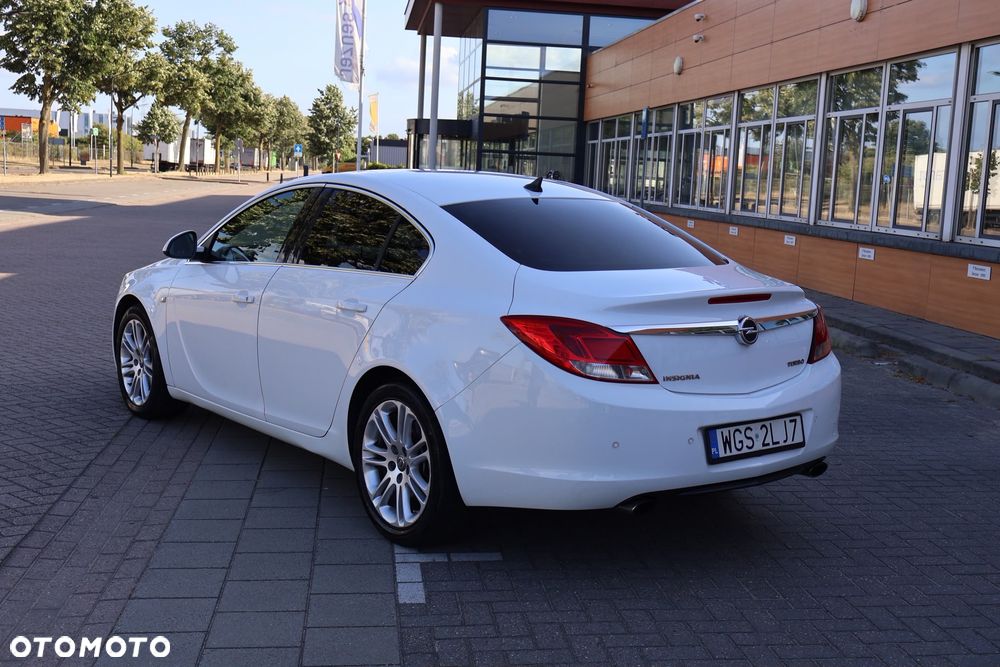 Opel Insignia - 8