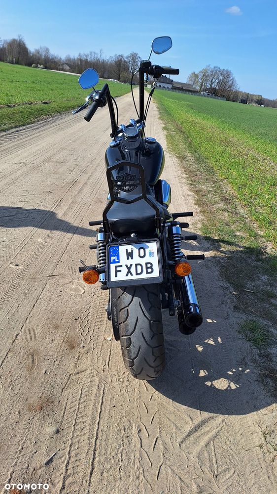 Harley-Davidson Dyna Street Bob - 8