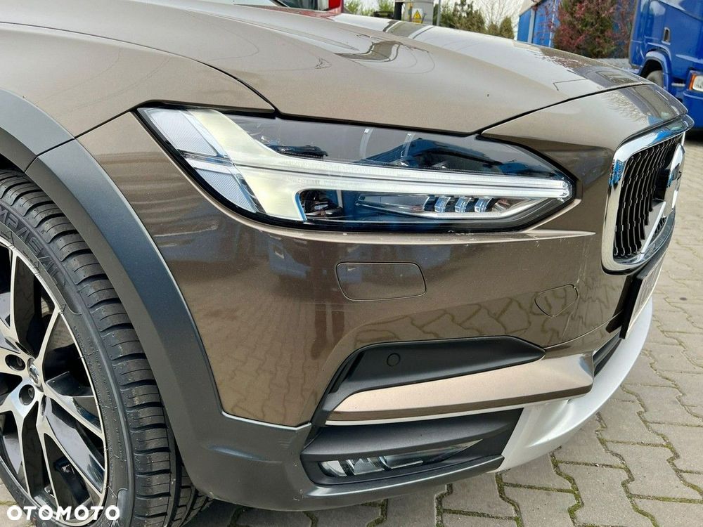 Volvo V90 D4 AWD Momentum Pro - 14