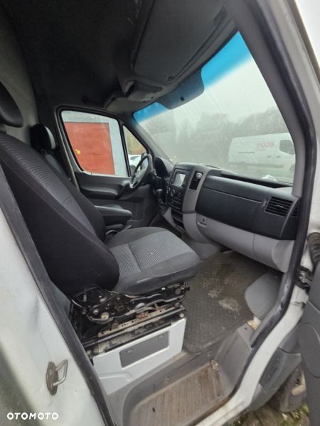 Mercedes-Benz 215 CDI - 4