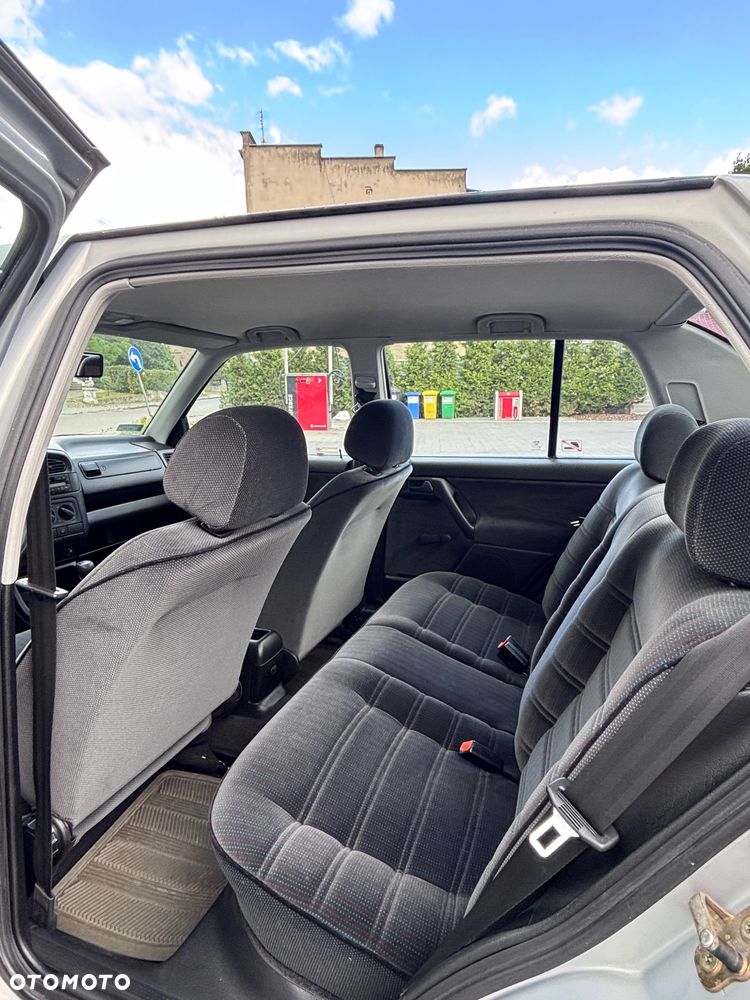 Volkswagen Jetta - 7