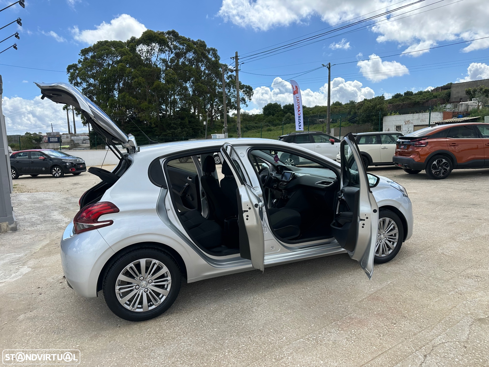 Peugeot 208 1.2 PureTech Style - 39