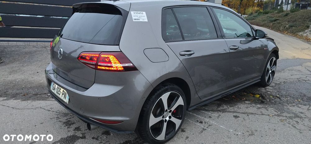 Volkswagen Golf GTI (BlueMotion Technology) DSG - 10