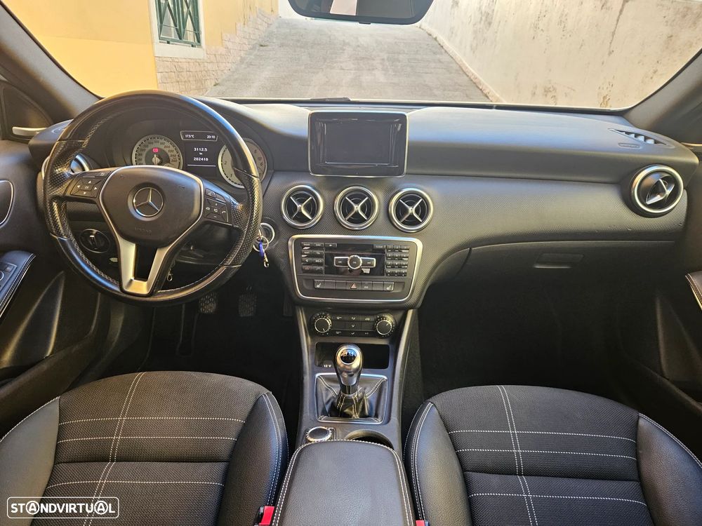 Mercedes-Benz A 180 CDI (BlueEFFICIENCY) Urban - 17