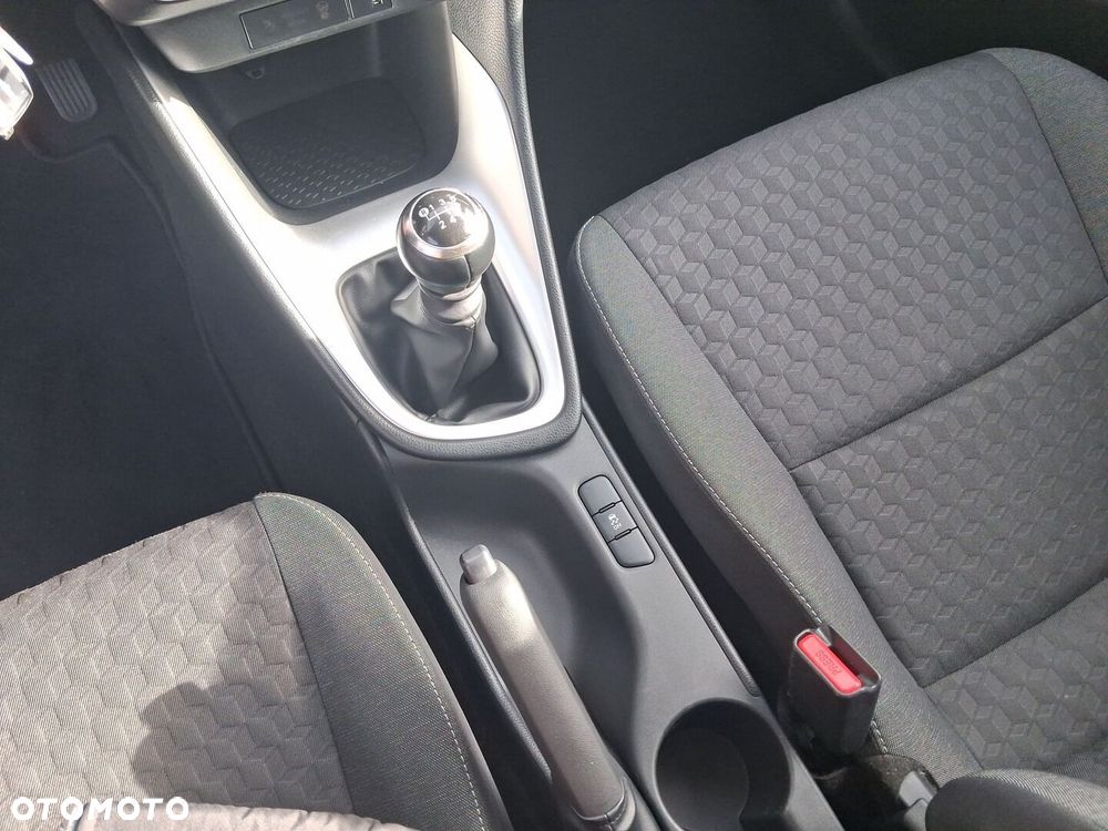 Toyota Yaris - 26