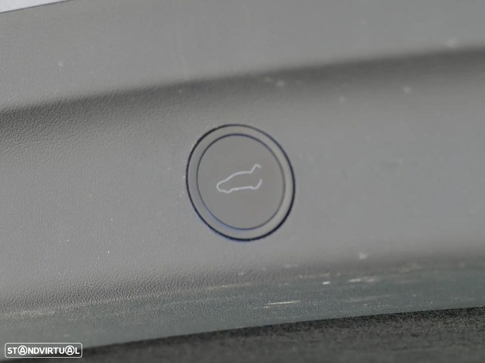 Tesla Model Y Performance Tração Integral - 13