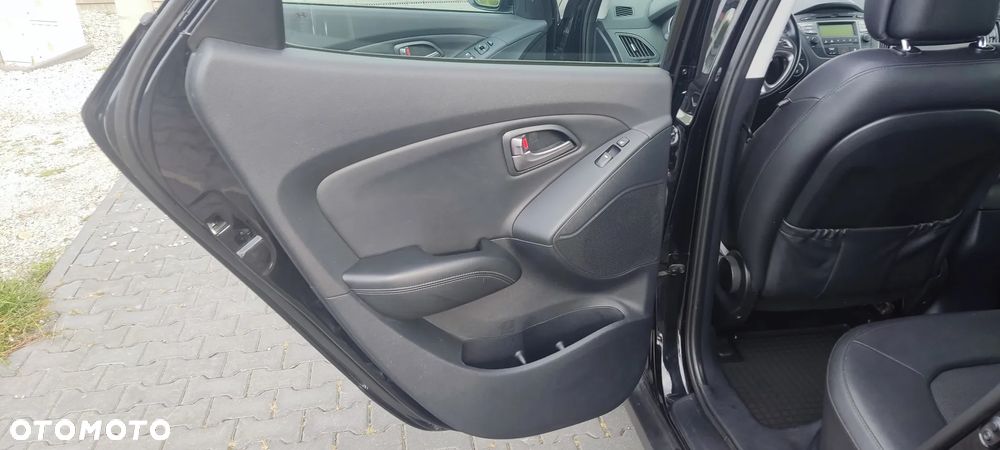 Hyundai ix35 blue 1.6 2WD Finale Silver - 22
