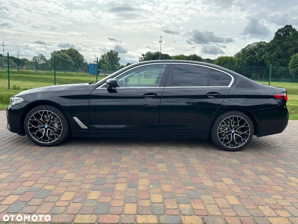 BMW Seria 5 530i xDrive Luxury Line sport - 10