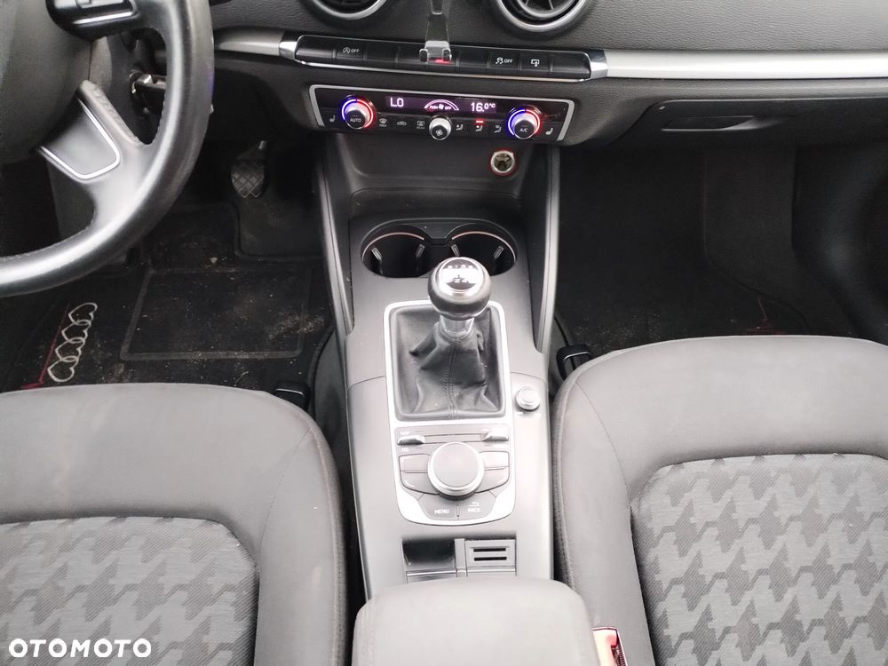 Audi A3 Sportback - 20