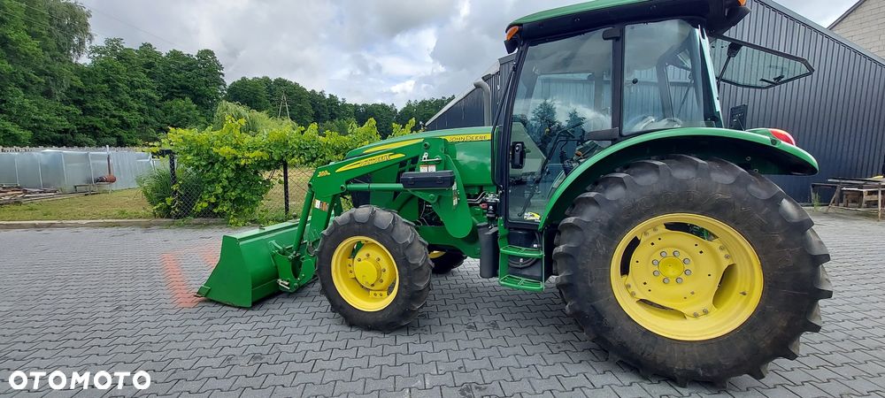 John Deere 5100E - 3