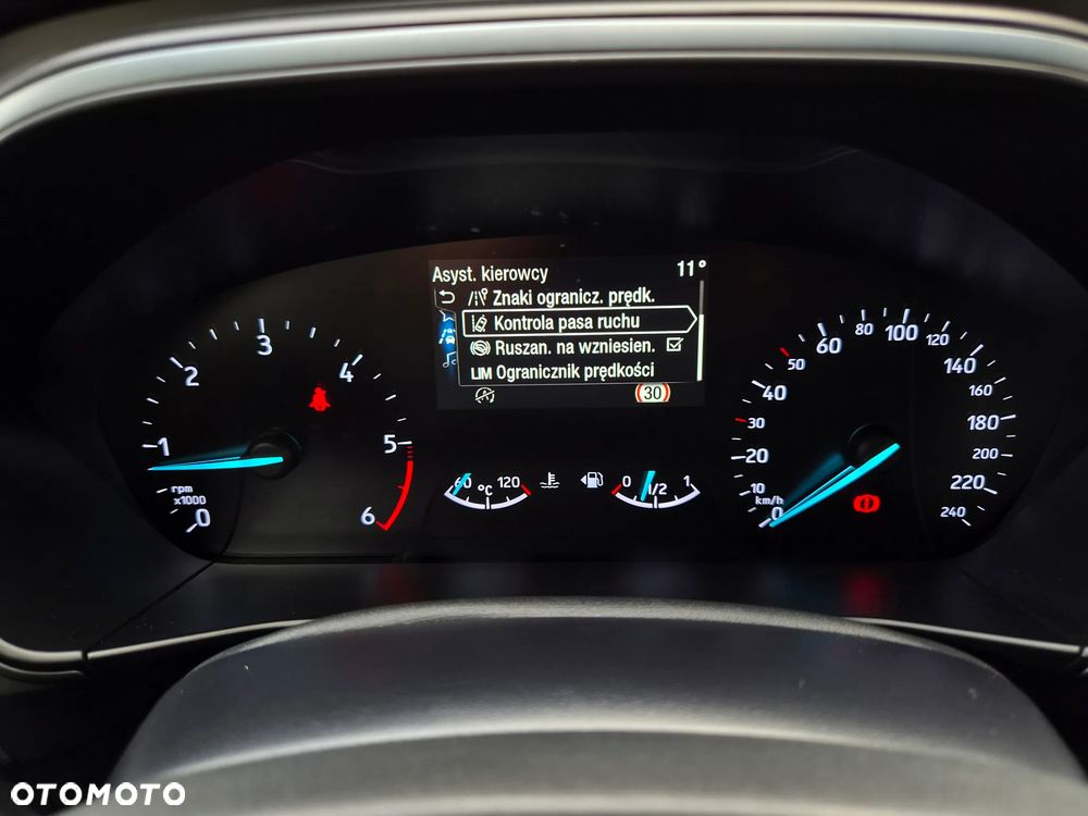 Ford Focus 1.5 EcoBlue Start-Stopp-System COOL&CONNECT - 22
