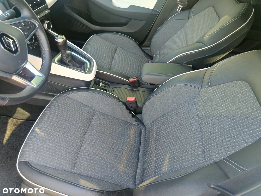 Renault Clio TCe 90 ESPIRIT ALPINE - 11