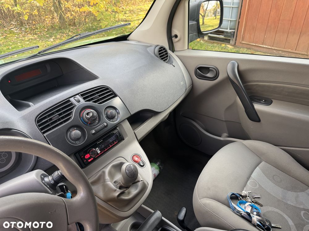 Renault Kangoo 1.6 16V Helios - 14