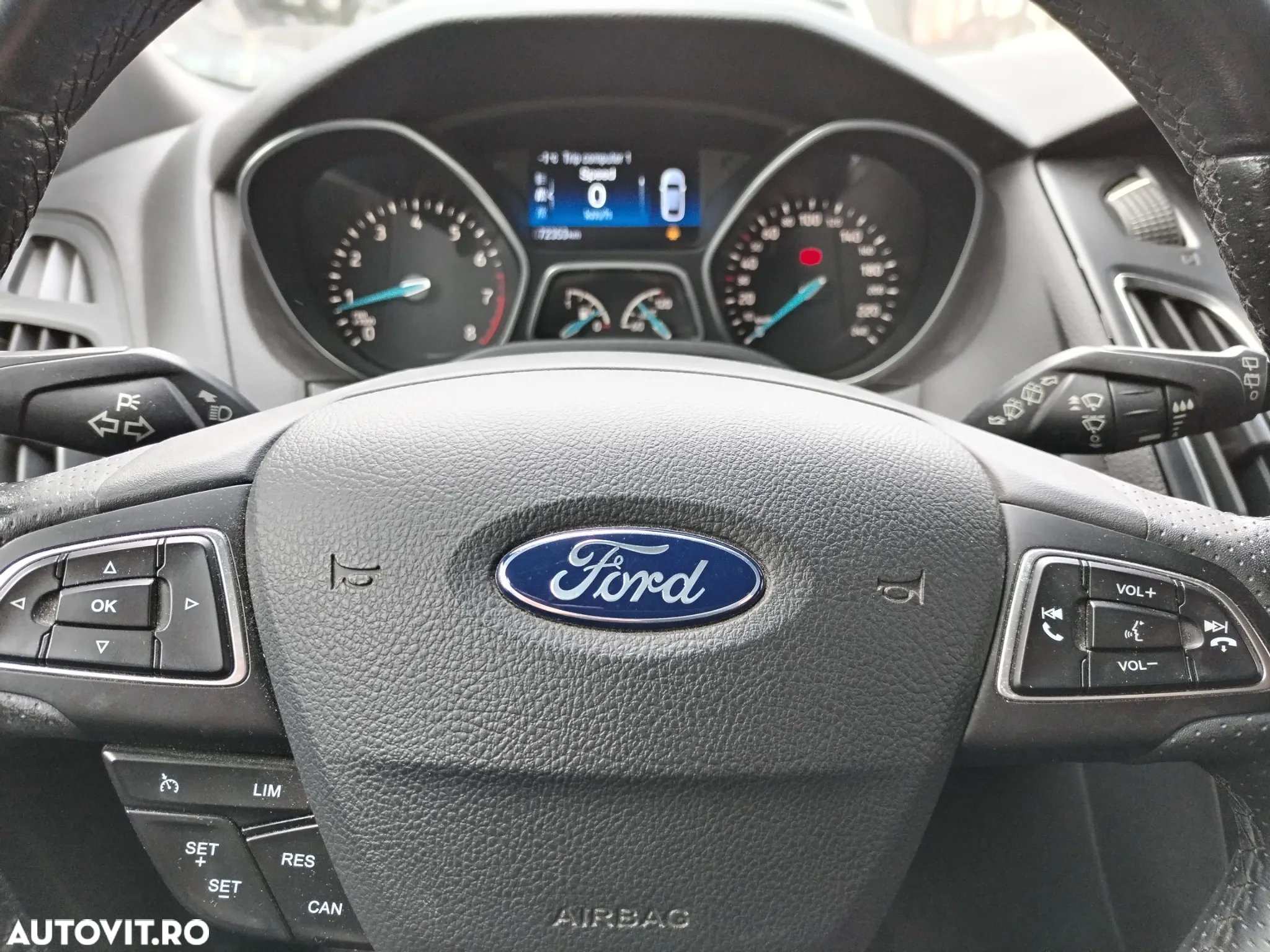 Ford Focus 1.0 EcoBoost ST-Line - 6