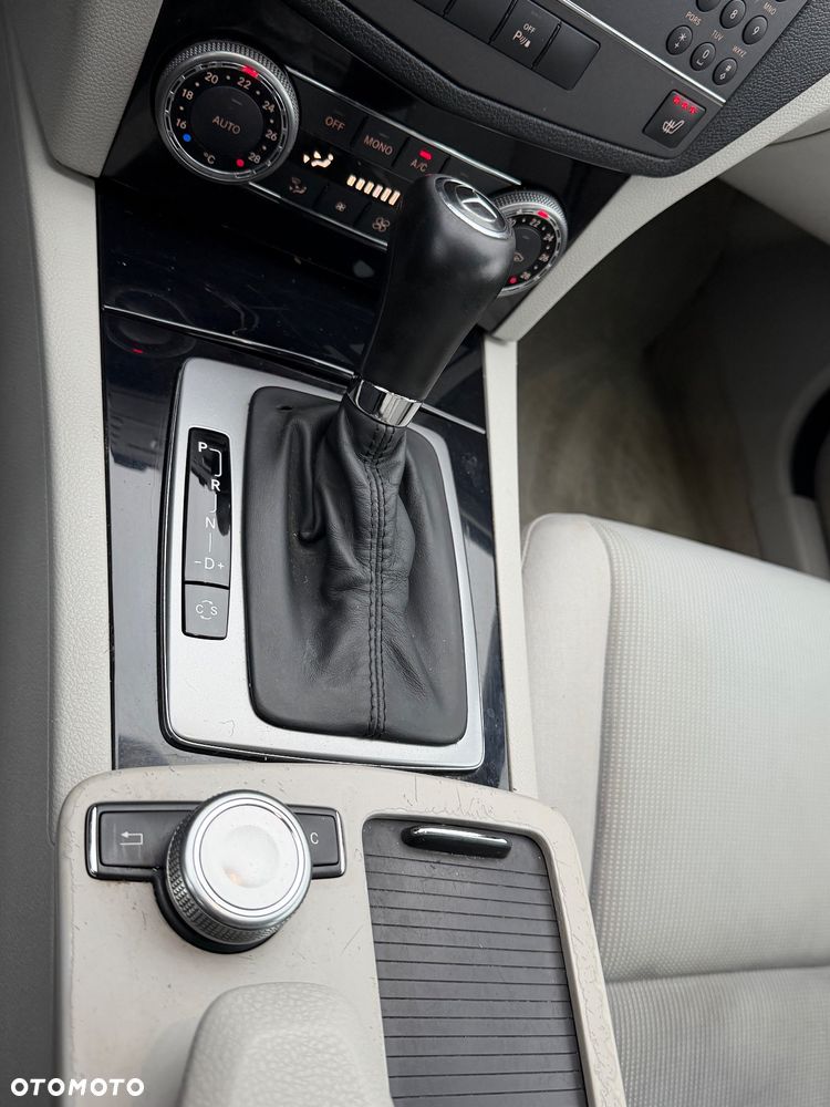 Mercedes-Benz Klasa C - 36