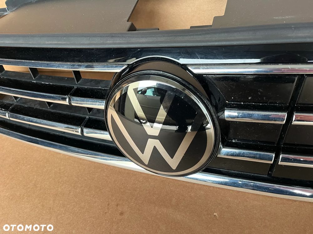 GRILL VW PASSAT B8 LIFT GTE ATRAPA ZDERZAKA VW PASSAT GTE 3G0 - 3