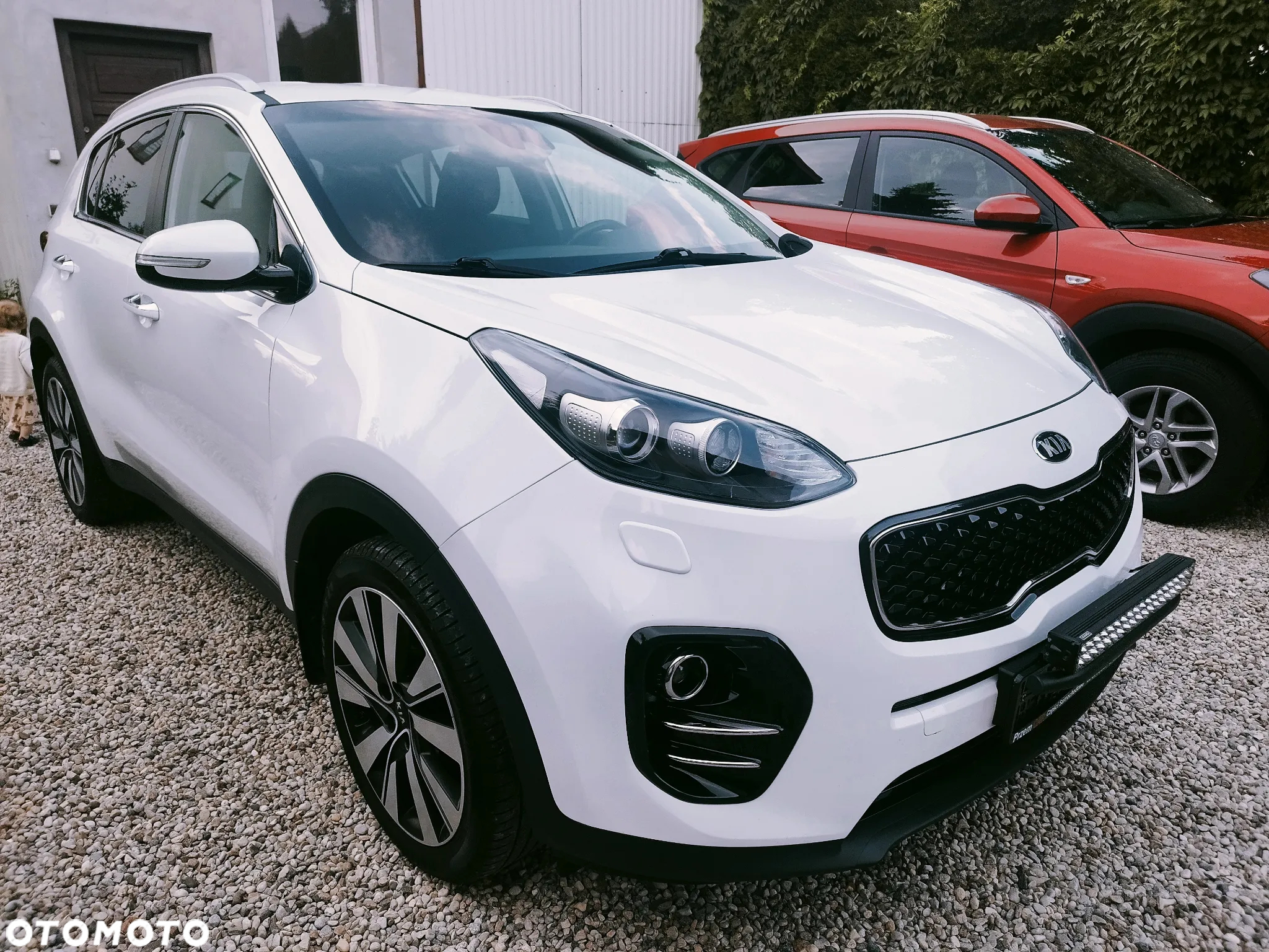 Kia Sportage 1.7 CRDI 2WD Dream-Team Edition - 2