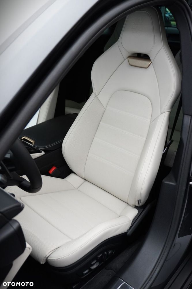 Porsche Panamera - 13