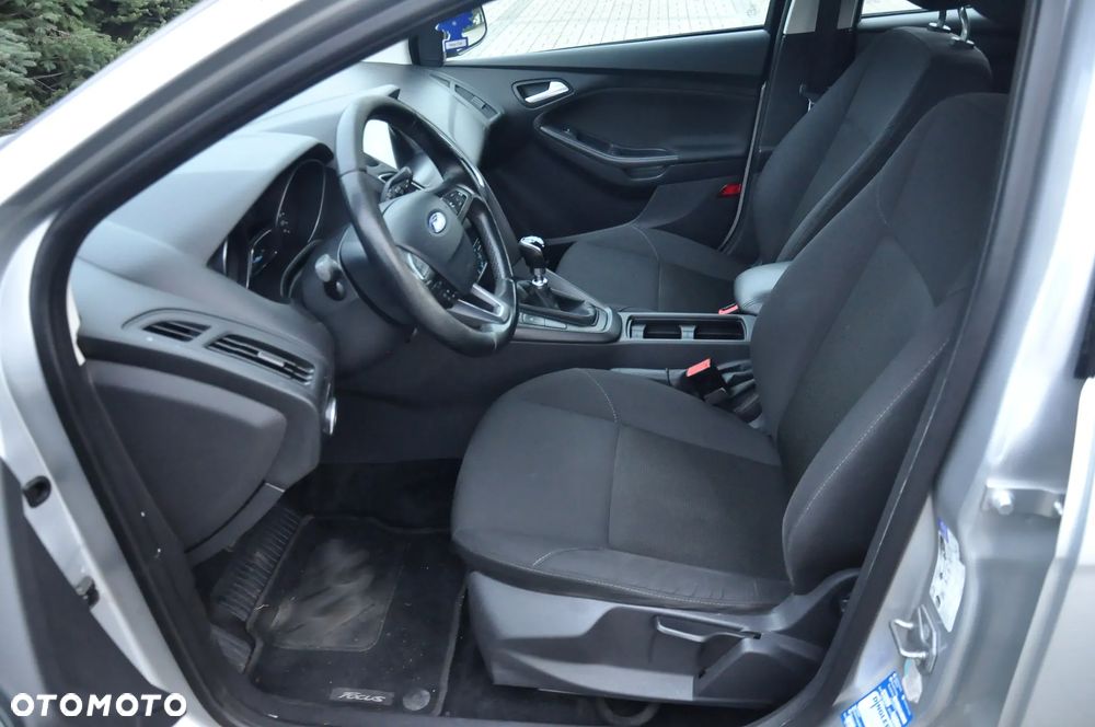 Ford Focus 1.5 TDCi DPF Start-Stopp-System Business - 23