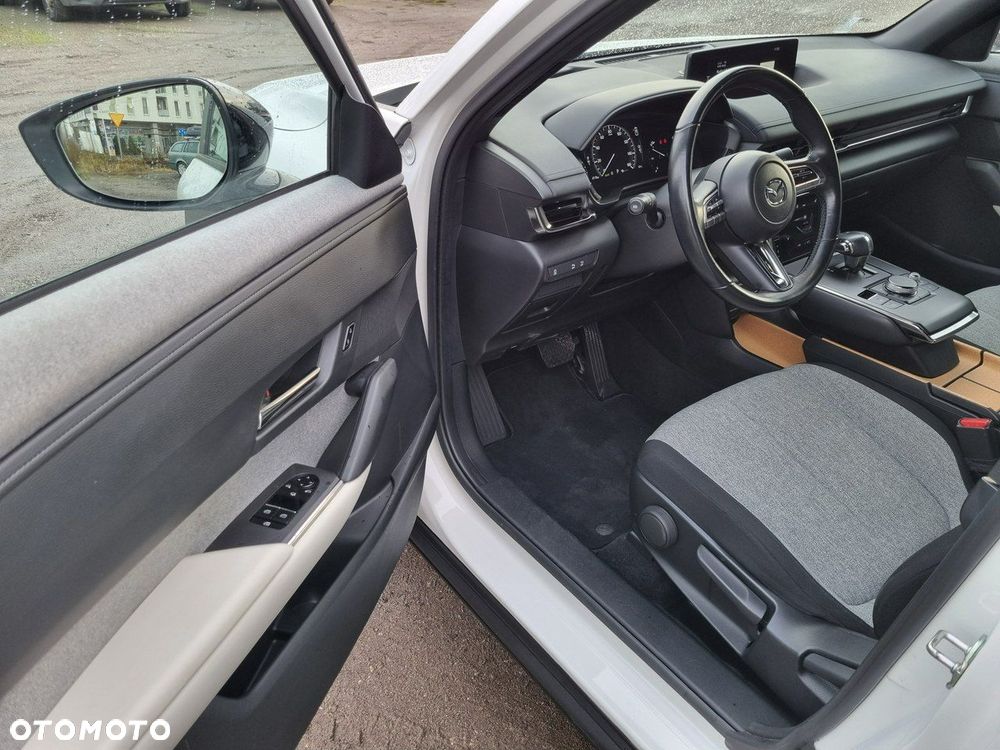 Mazda MX-30 - 15