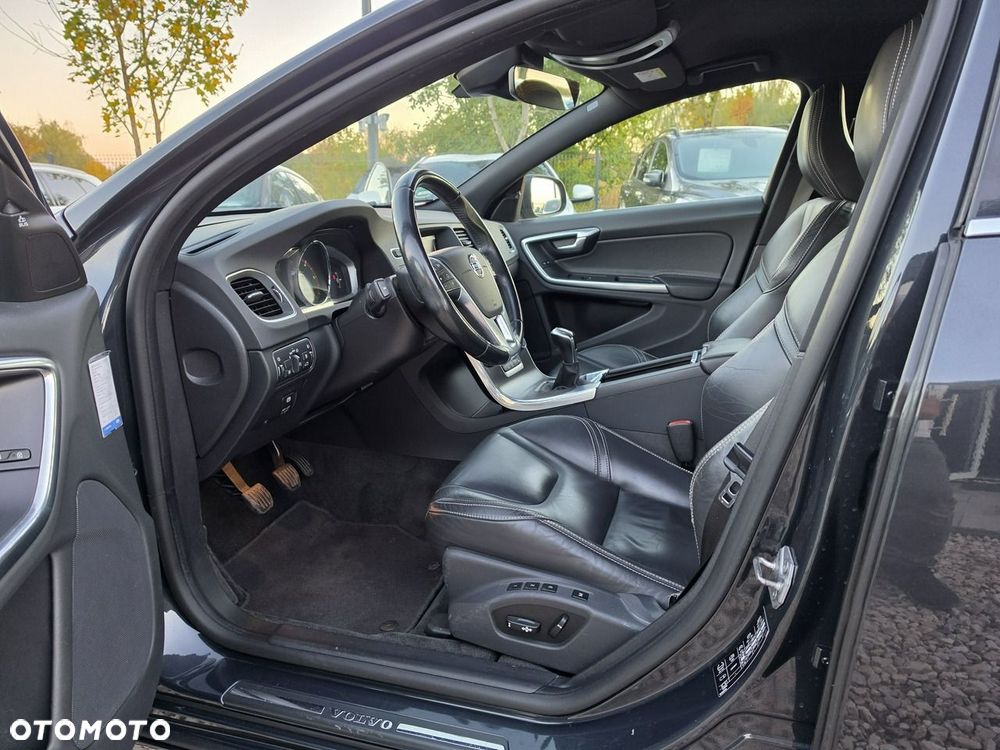 Volvo V60 - 25
