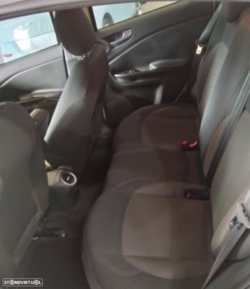 Alfa Romeo Giulietta - 4