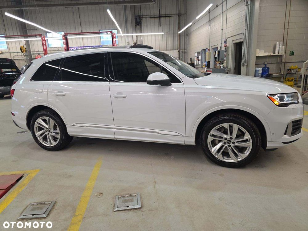 Audi Q7 ver-55-tfsi-quattro-tiptronic-s-line - 4