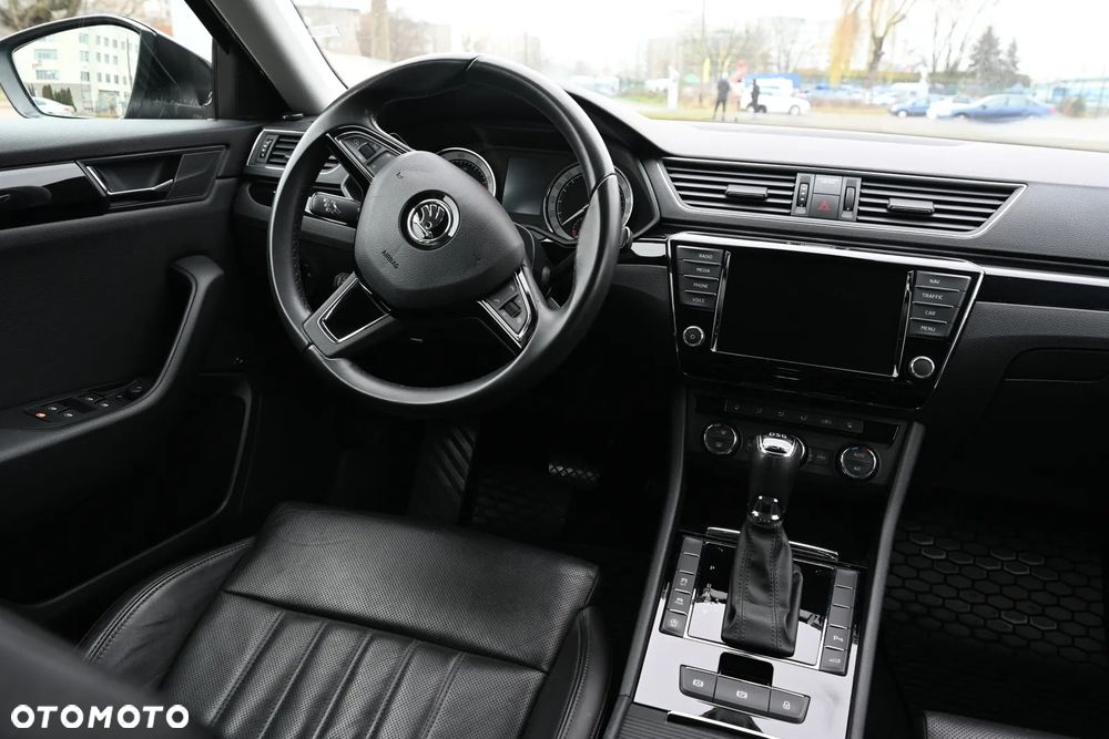 Skoda Superb 2.0 TSI 4x4 L&K DSG - 6