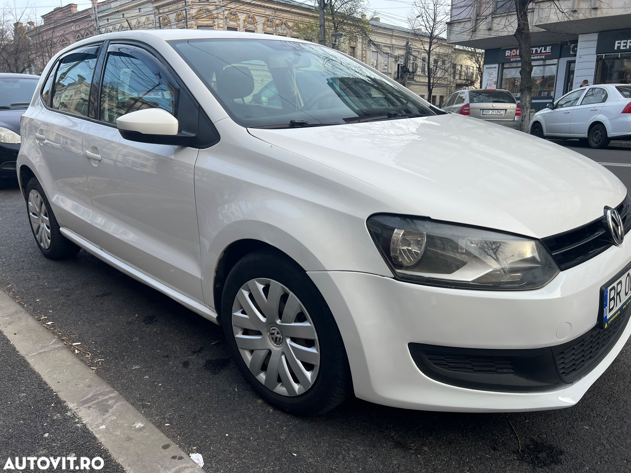 Volkswagen Polo - 2