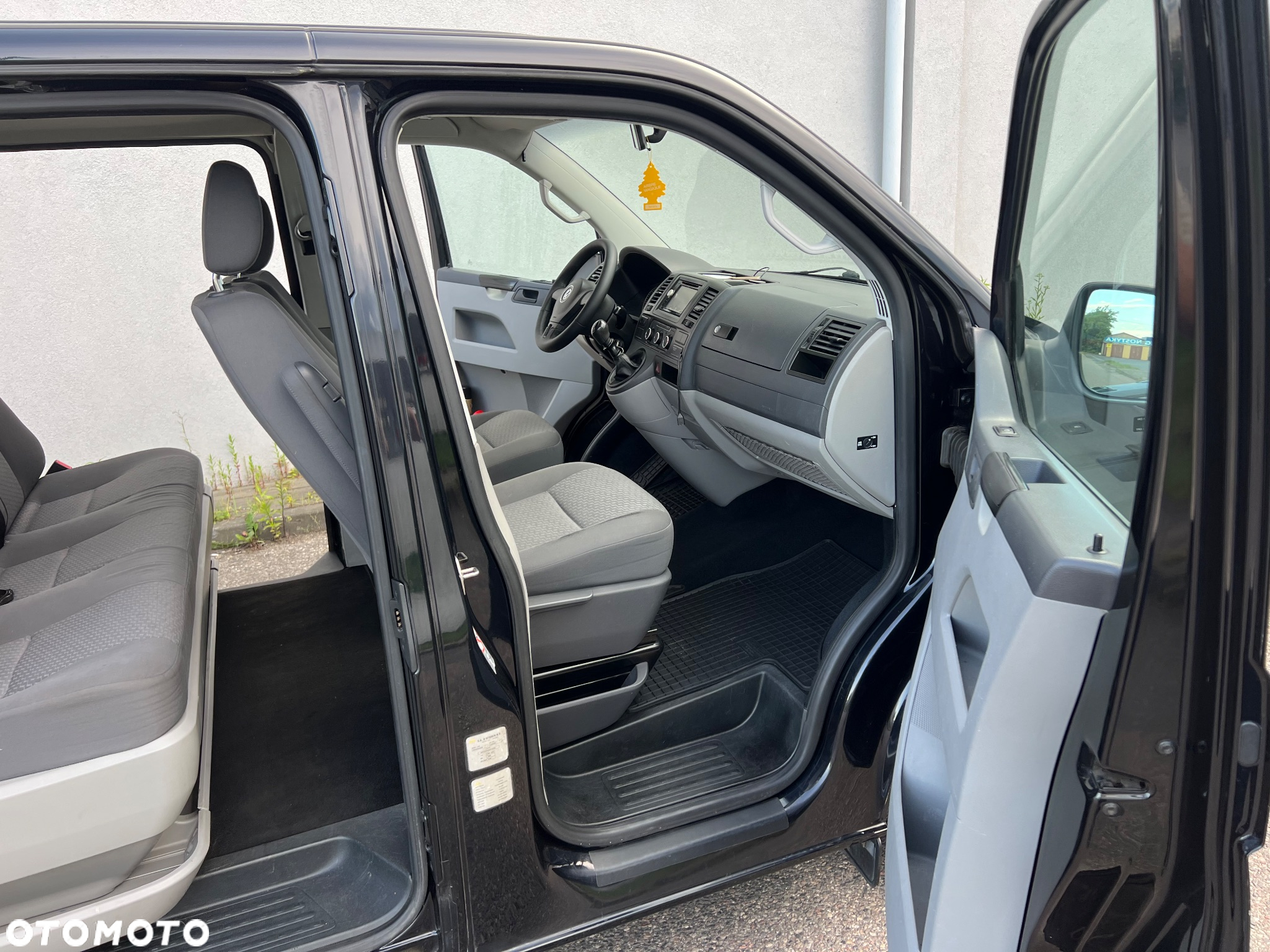 Volkswagen Transporter T5 LIFT - 22