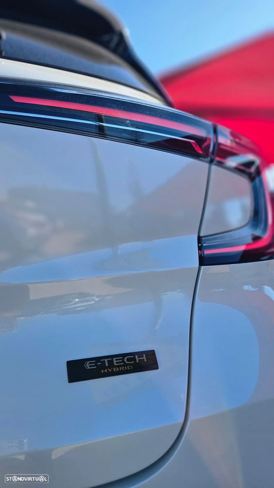 Renault Captur 1.6 E-Tech Full Hybrid Evolution - 46